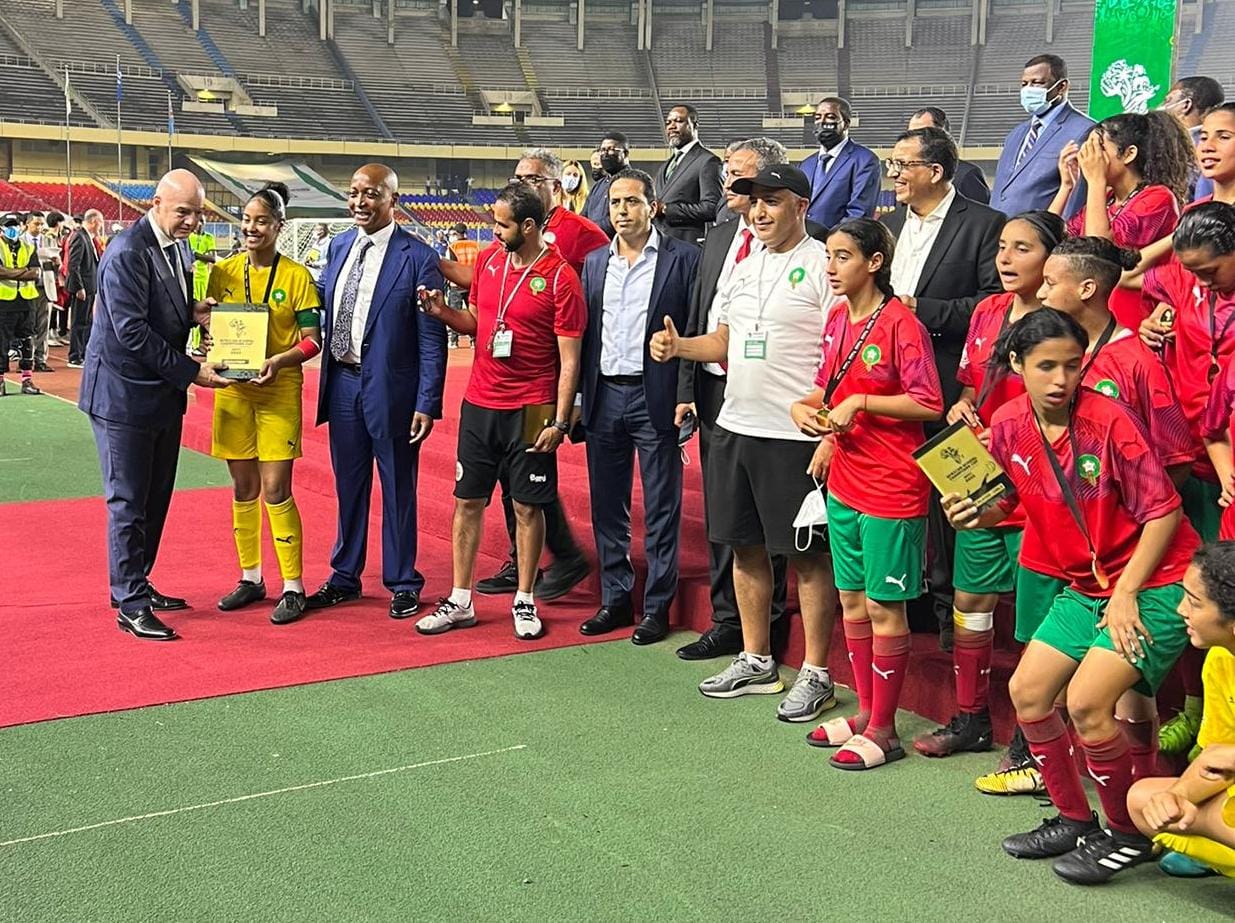 تلميذات المغرب يحرزن بطولة إفريقيا للكرة المدرسية