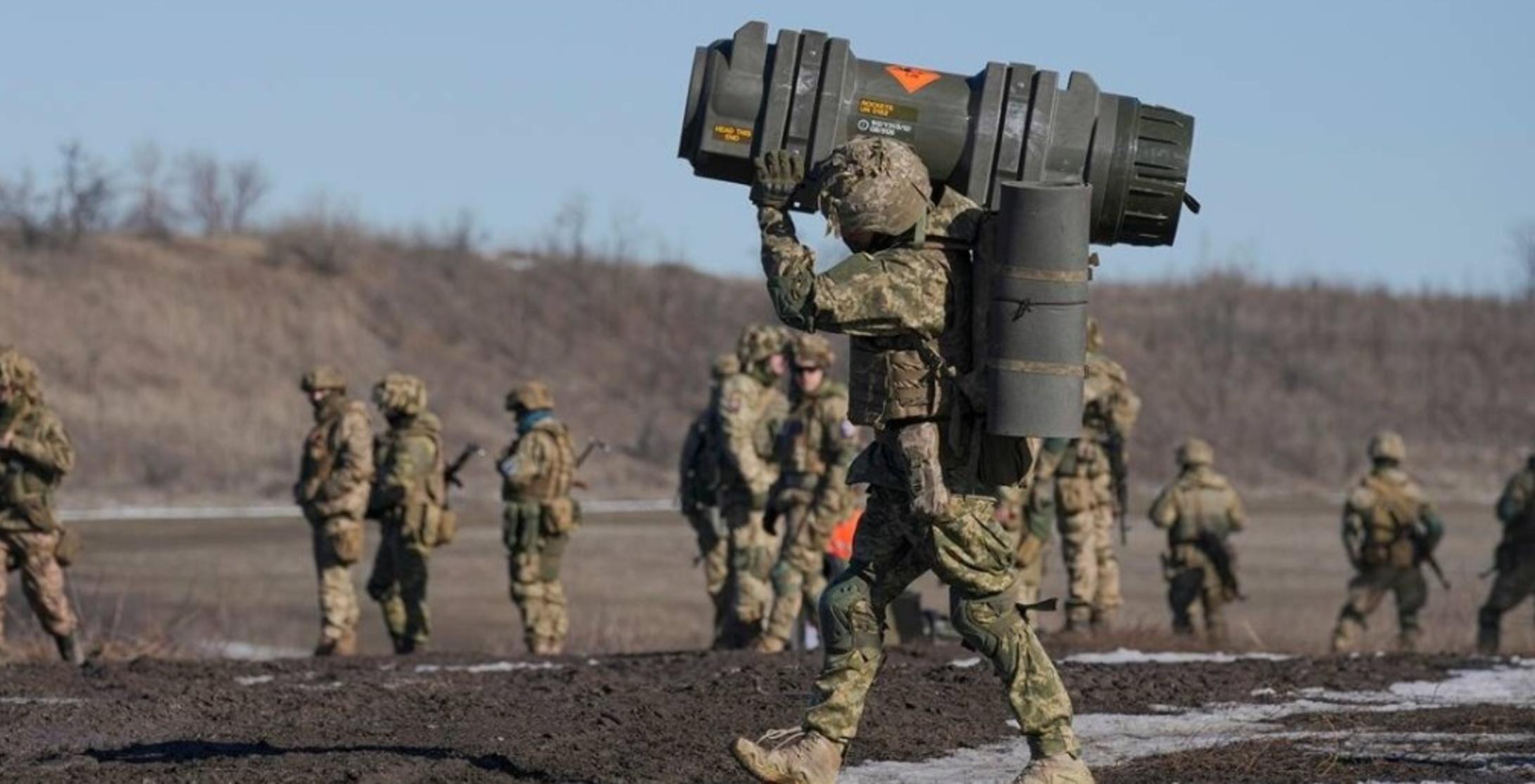 صواريخ ليزر وطائرات انتحارية..أمريكا تسلح أوكرانيا بمعدات متطورة