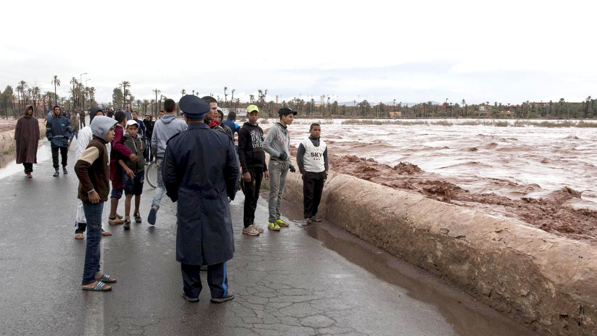 إطلاق الشطر الثاني لمشروع الحماية من الفيضانات بِطاطا