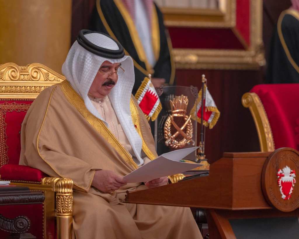 محمد السادس يعزي ملك البحرين