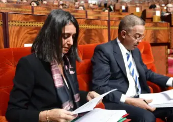 نادية فتاح تسلم مفاتيح وزارة المالية للقجع بعد 5 سنوات من الاشتغال معاً
