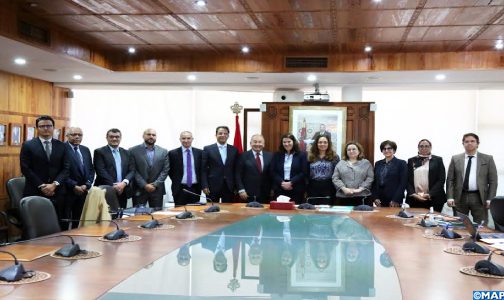 اجتماع بين المنصوري وجامعة صناعات مواد البناء