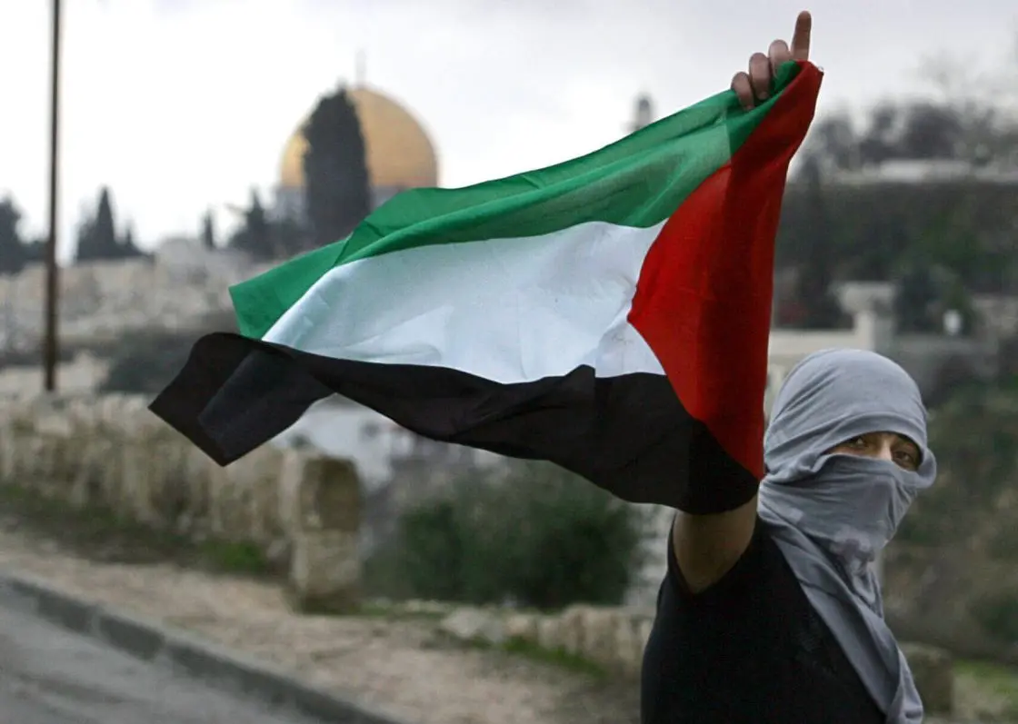 فلسطين تطالب بتحقيق دولي بـ “إعدام” شاب برصاص الاحتلال