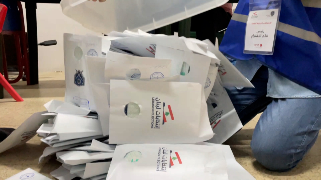 نتائج أولية.. اللبنانيون يوجهون صفعة لحزب الله في الانتخابات البرلمانية