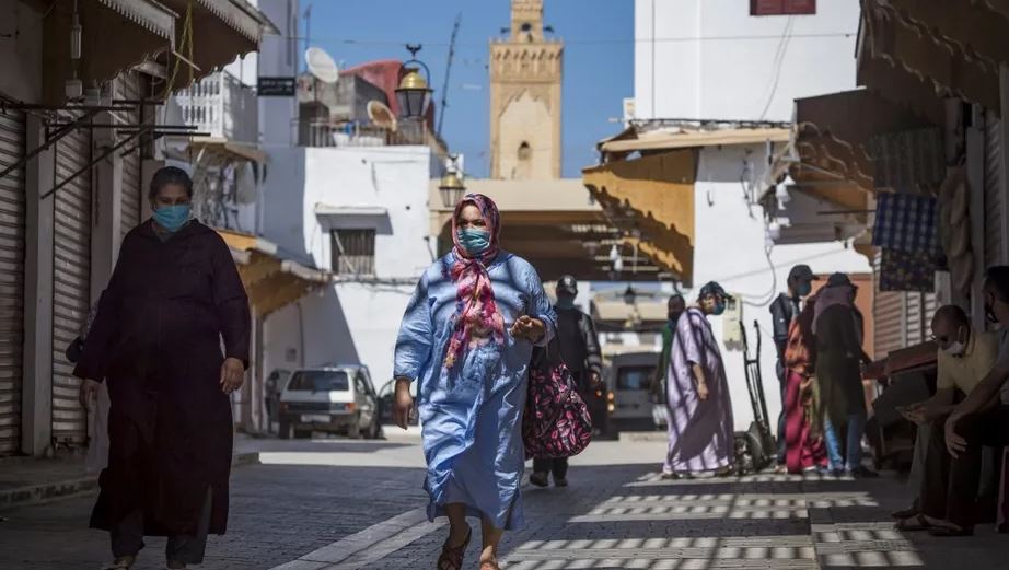 هل يعود المغرب للحجر الصحي بسبب جدري القرود؟ طبيب يجيب عبر “مدار21”