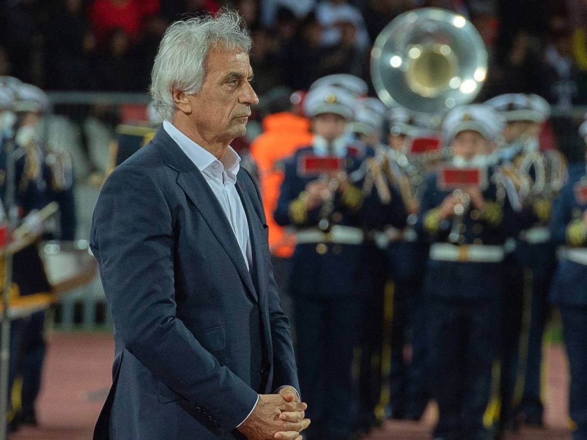خاص.. مباراة جنوب إفريقيا ستحدد مصير المدرب وحيد خليلوزيتش