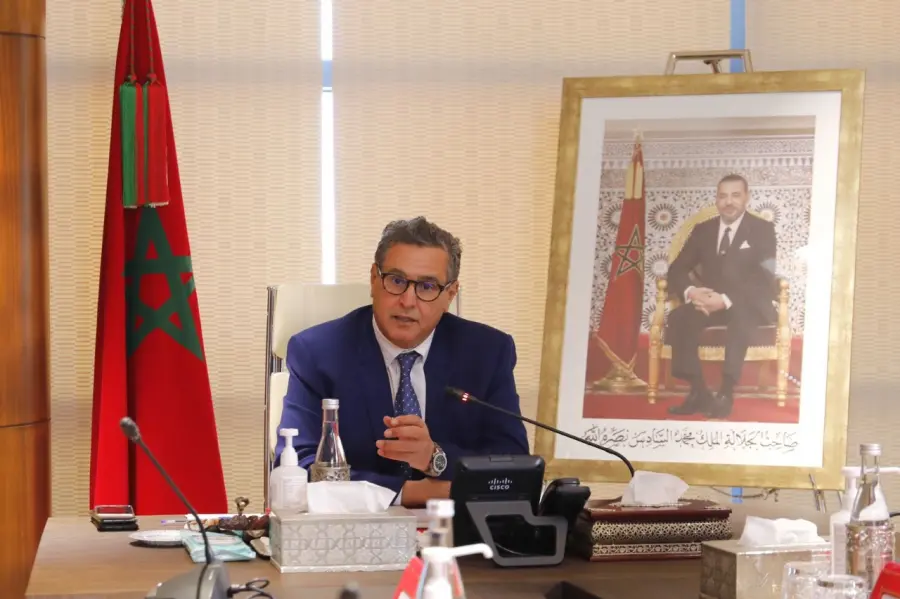 أخنوش يطالب الوزراء بتقليص نفقات التنقل واقتناء السيارات وبناء المقرات
