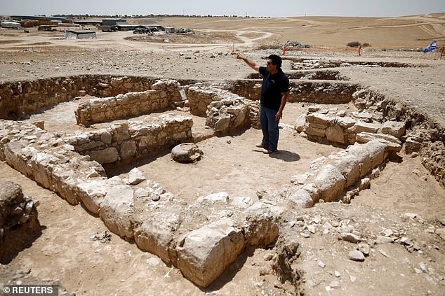 العثور على بقايا مسجد من الحقبة الاولى للاسلام في النقب