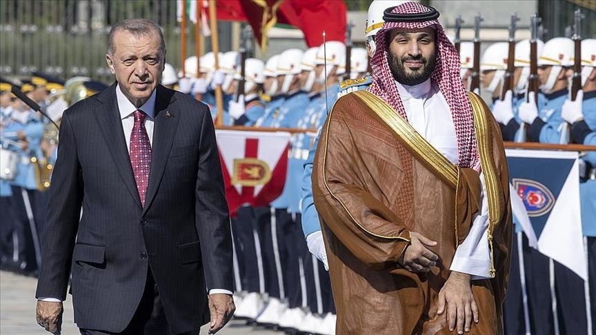 أردوغان يستقبل ولي العهد السعودي بمراسم رسمية