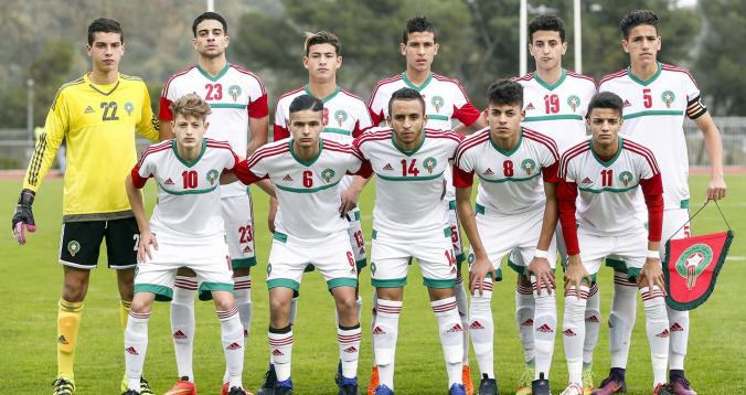الجزائر تطيح بمدير جريدة بسبب المنتخب المغربي