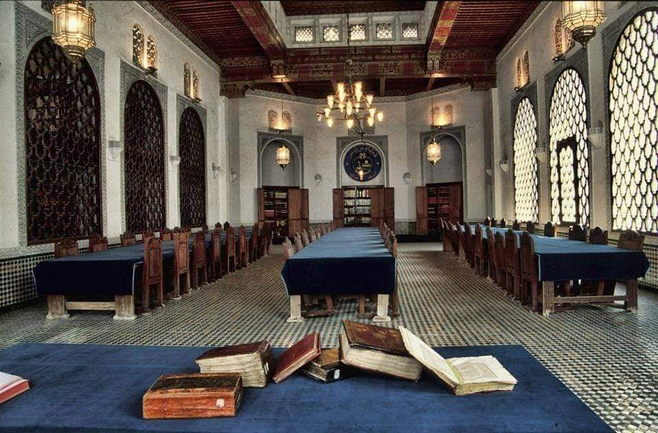 الافتراضي ينقل زوّار معرض الشارقة للكتاب إلى قلب جامعة القرويين