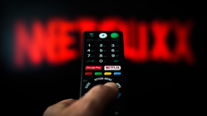 “نتفلكس” تتجه لرفع رسوم الاشتراك