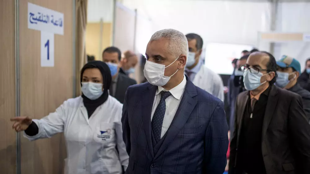 مطالب على طاولة آيت طالب لرفع أجور مهنيي الصحة