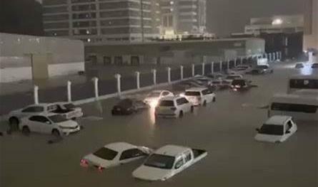 أمطار صيفية بالخليج