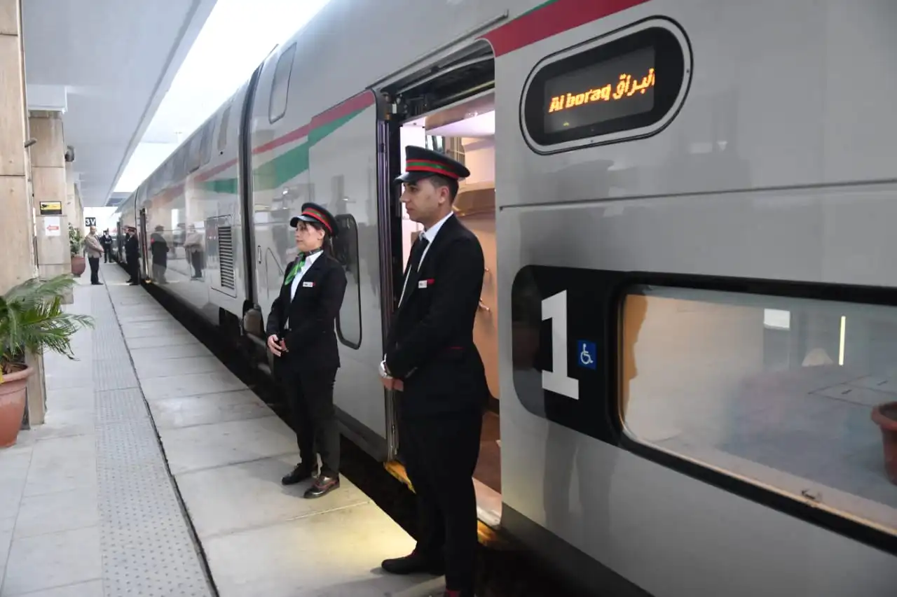 قطارات المغرب تسجّل رقما قياسيا في شهر واحد و”البُراق” يضاعف زبائنه