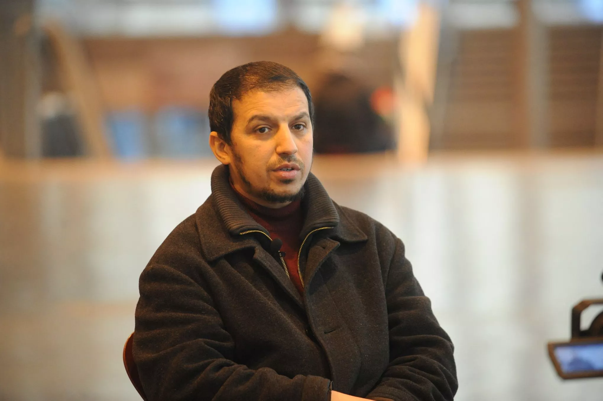 القضاء الفرنسي يعلّق قرار ترحيل إمام مغربي بتهمة معاداة السامية