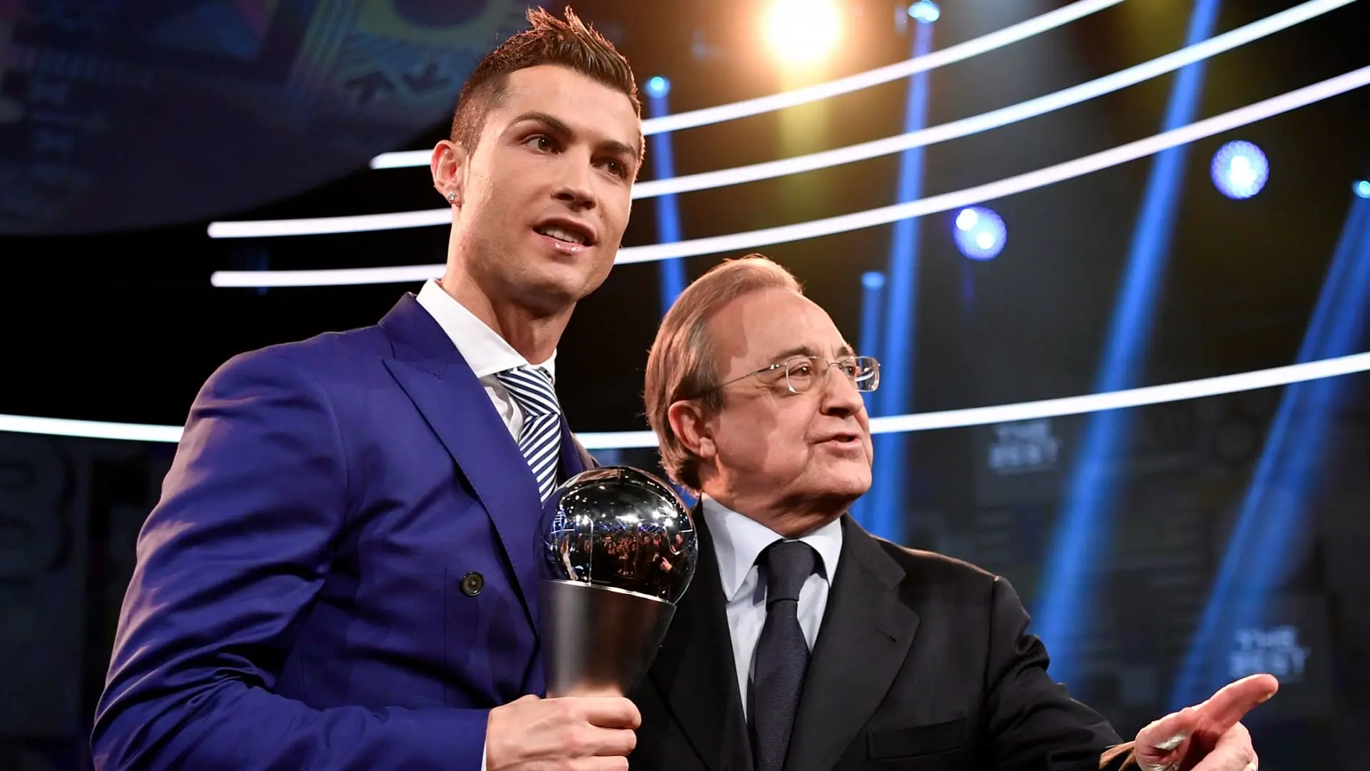 بيريز يحسم الجدل حول عودة رونالدو لريال مدريد
