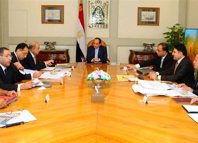 تعديل حكومي بمصر يطيح بـ13 وزيرا