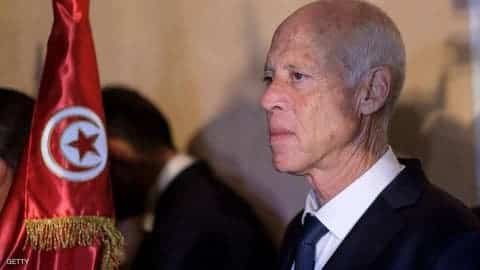اتحاد نقابي دولي يتهم الرئيس التونسي بـضرب للثوابت الدبلوماسية