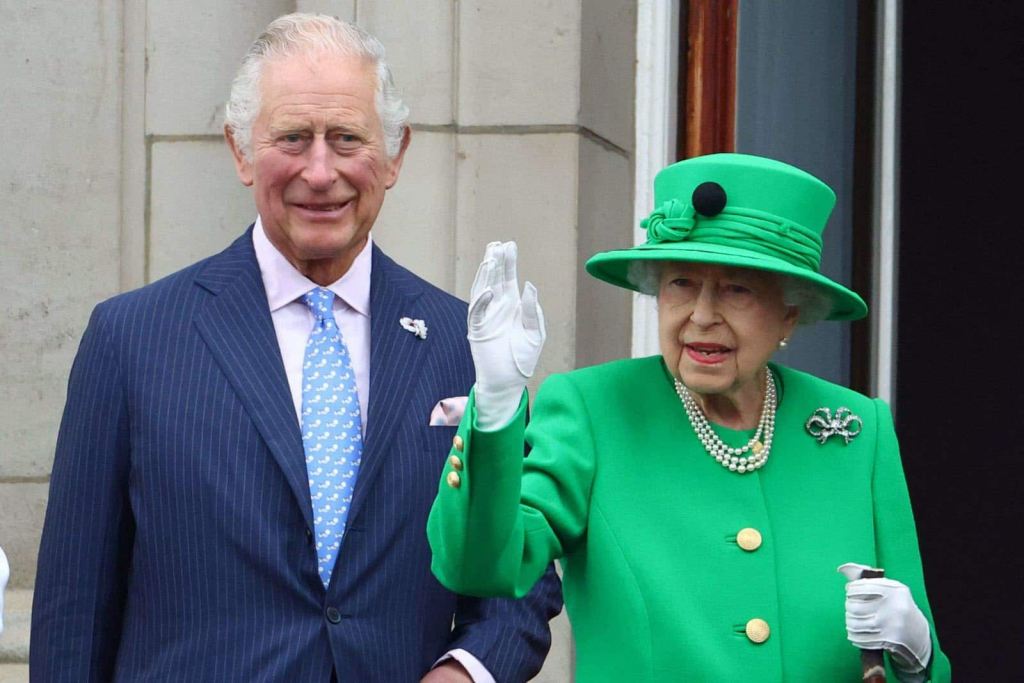 العالم يشارك البريطانيين حزنهم على الملكة إليزابيث الثانية