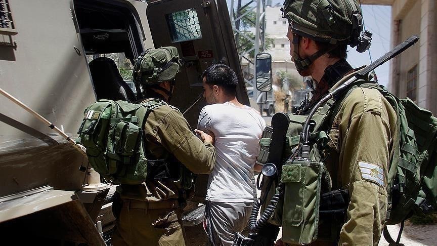 الجيش الإسرائيلي يعتقل 17 فلسطينيا بالضفة
