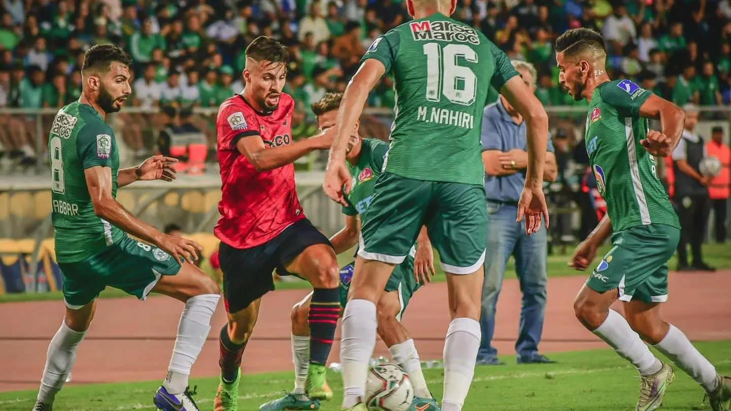 التعادل يحسم قمة الرجاء وأولمبيك آسفي