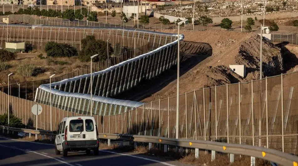 فعاليات مغربية تنتقد إجراءات ترسخ الاحتلال الإسباني لمليلية