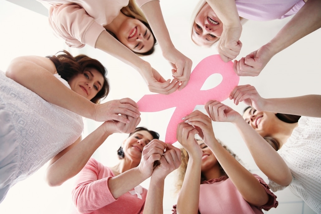 حملة “أكتوبر الوردي”.. الدعم النفسي أولا للمصابات بسرطان الثدي