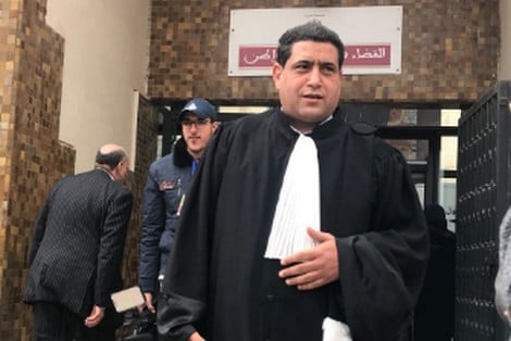 الهيني ينفي توصله بقرار توقفيه ويصف الأمر بالإشاعات