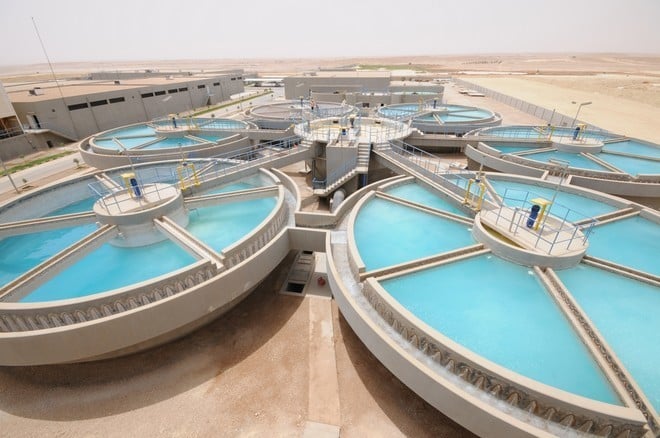 البنك الإفريقي يمول بناء ثلاثة مصانع نموذجية لتحلية مياه البحر بالمغرب