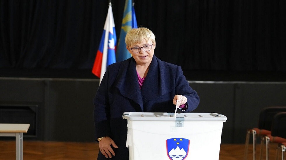 سلوفينيا تنتخب أول إمرأة رئيسة للبلاد