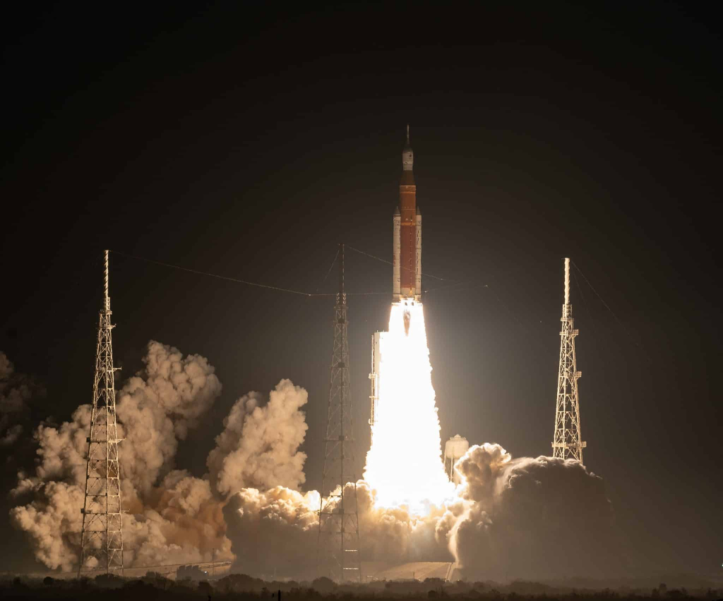 مهمة “أرتيميس”.. “ناسا” تعود إلى القمر بعد مرور نصف قرن على آخر رحلة