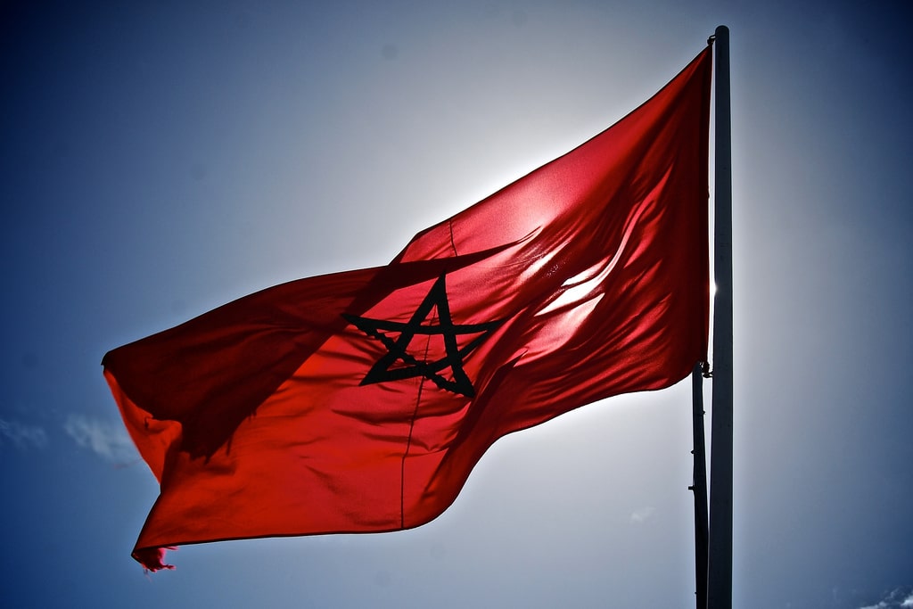 كندا.. العلم المغربي يزين مبنيي برلمان أونتاريو وبلدية تورونتو