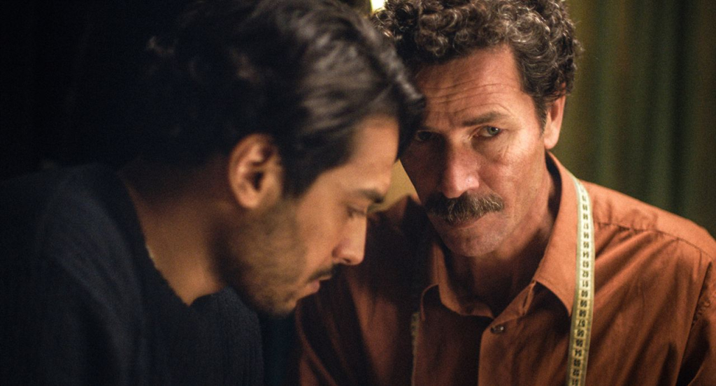 الفليم المغربي “أزرق القفطان”يتوج بجائزة لجنة التحكيم بمهرجان مراكش