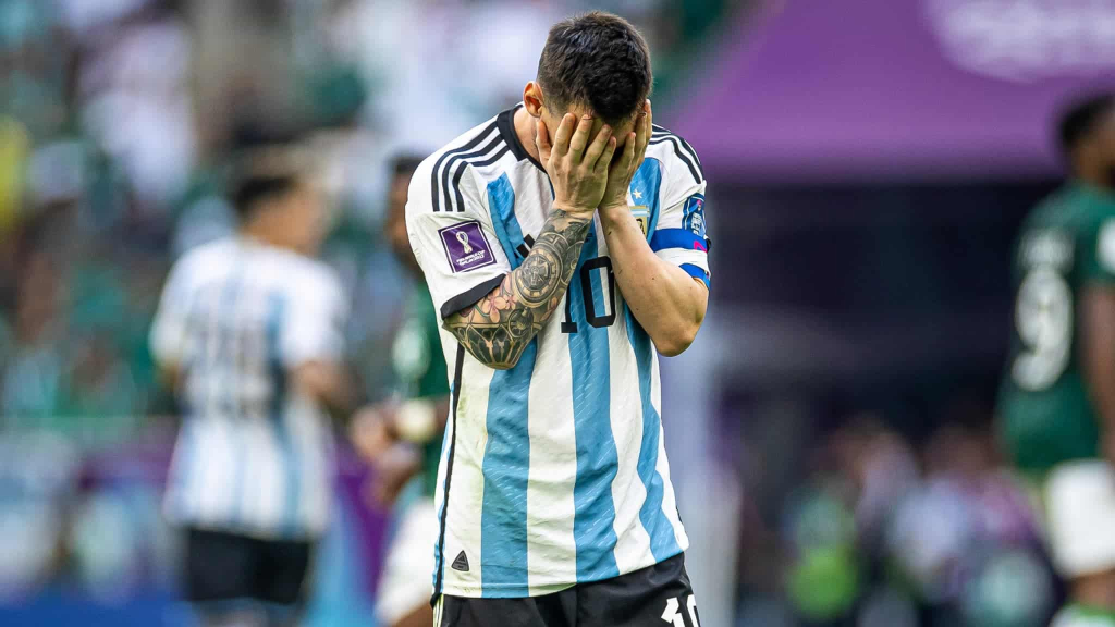 مسلسل ليالي ميسي الحزينة في كأس العالم مستمر وإنجاز مارادونا مهدد