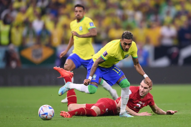 البرازيل تتفوق على صربيا بثنائية ريشارليسون