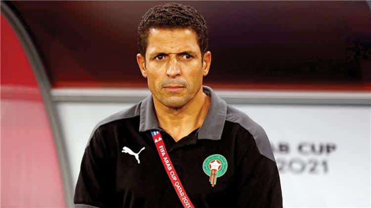 عاجل.. الوداد الرياضي يقيل المدرب حسين عموتة