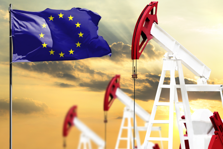 تحديد أوروبا سقفا لسعر النفط الروسي.. هذه أبرز تبعات وسيناريوهات القرار