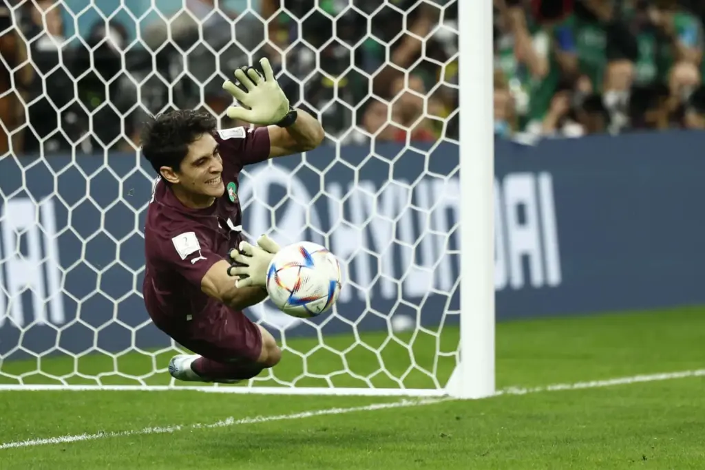 ودية المنتخب المغربي ونظيره الموزمبيقى تجرى بشبابيك مغلقة
