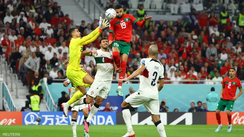 هل حطمت قفزة النصيري الرقم القياسي لرونالدو؟
