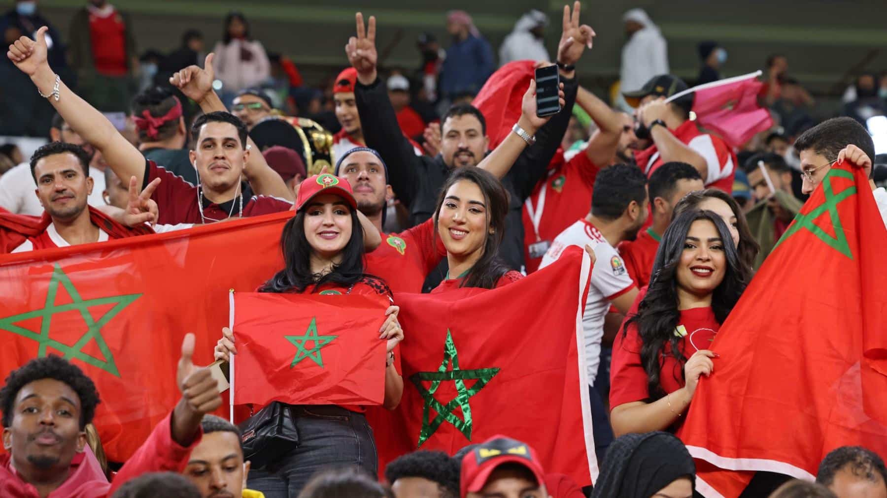 أعباء الماضي وتحديات الراهن.. أزمة العلاقات المغربية الفرنسية تخيم على مواجهة الأسود للديكة