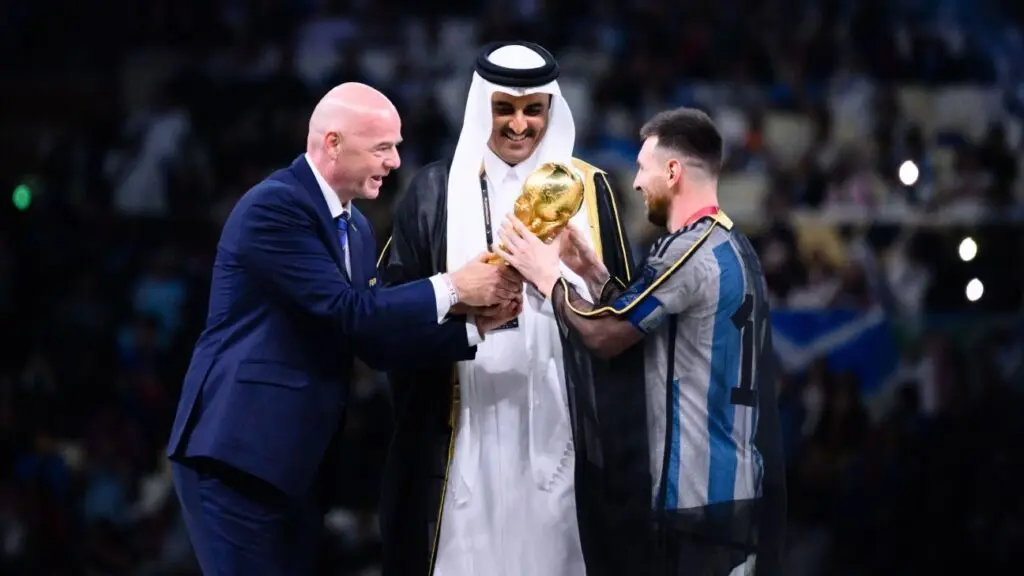 “العام الكروي” في 2022.. ميسي في الصدارة وفوضى دوري الأبطال