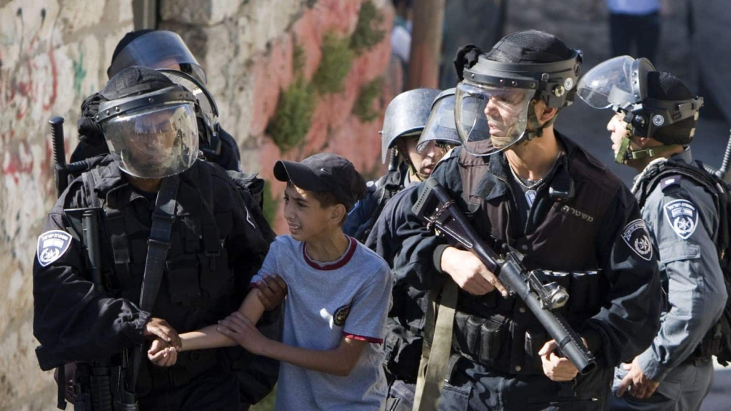بينهم 882 طفلا..تقرير حقوقي يكشف اعتقال إسرائيل 7 آلاف فلسطيني في 2022