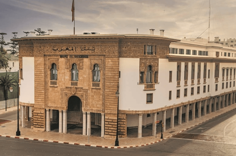 القروض البنكية تتجاوز 1024 مليار درهم في متم نونبر 2022