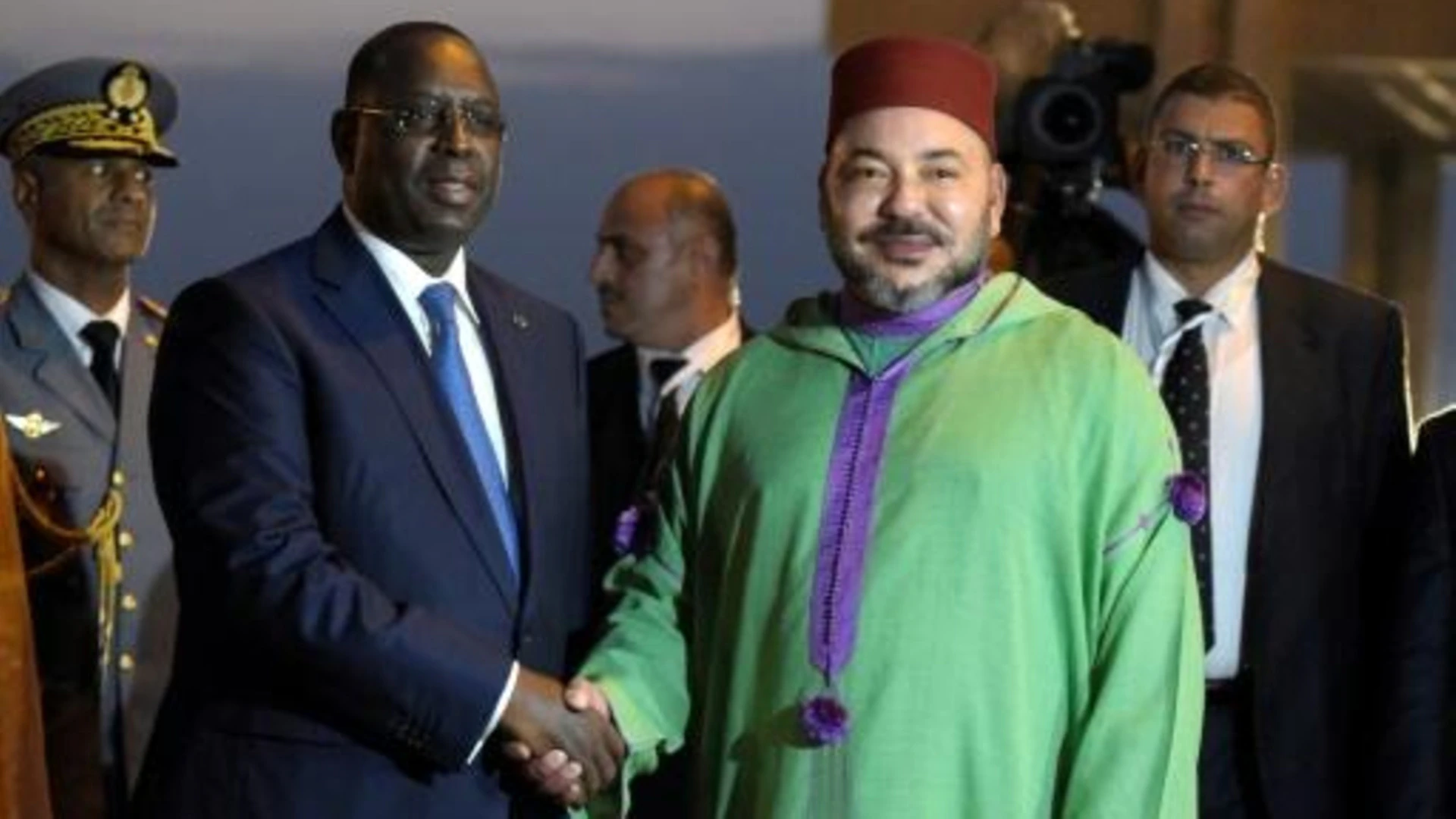 الملك يعزي الرئيس السنغالي على إثر حادثة السير المفجعة