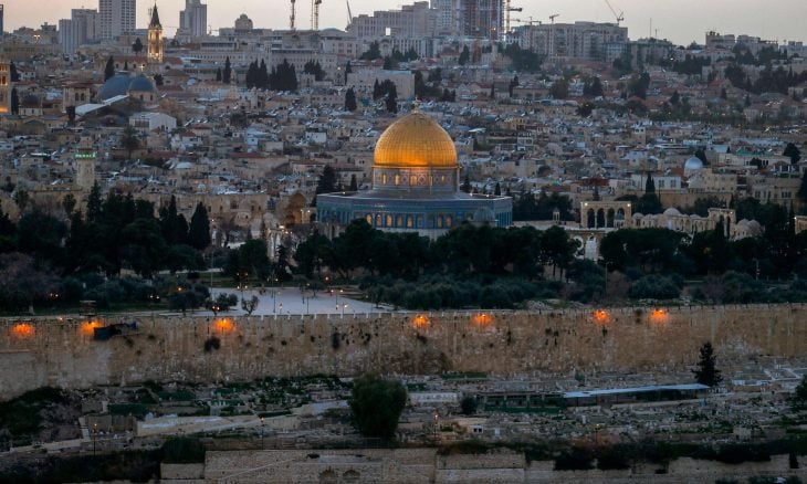 التعاون الإسلامي تشدد دور لجنة القدس في التصدي لإجراءات سلطات الاحتلال