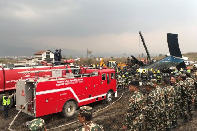 عشرات القتلى في حادث تحطم طائرة بالنيبال