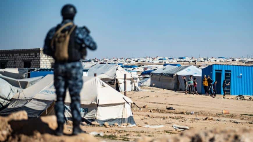 “أكبر إعادة لعائلات جهاديين”.. القضاء الكندي يأمر باسترداد 4 رجال من مخيمات سوريا