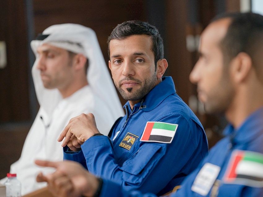 رائد فضاء إماراتي يحسم قضية صيام رمضان خلال أطول رحلة لعربي إلى الفضاء