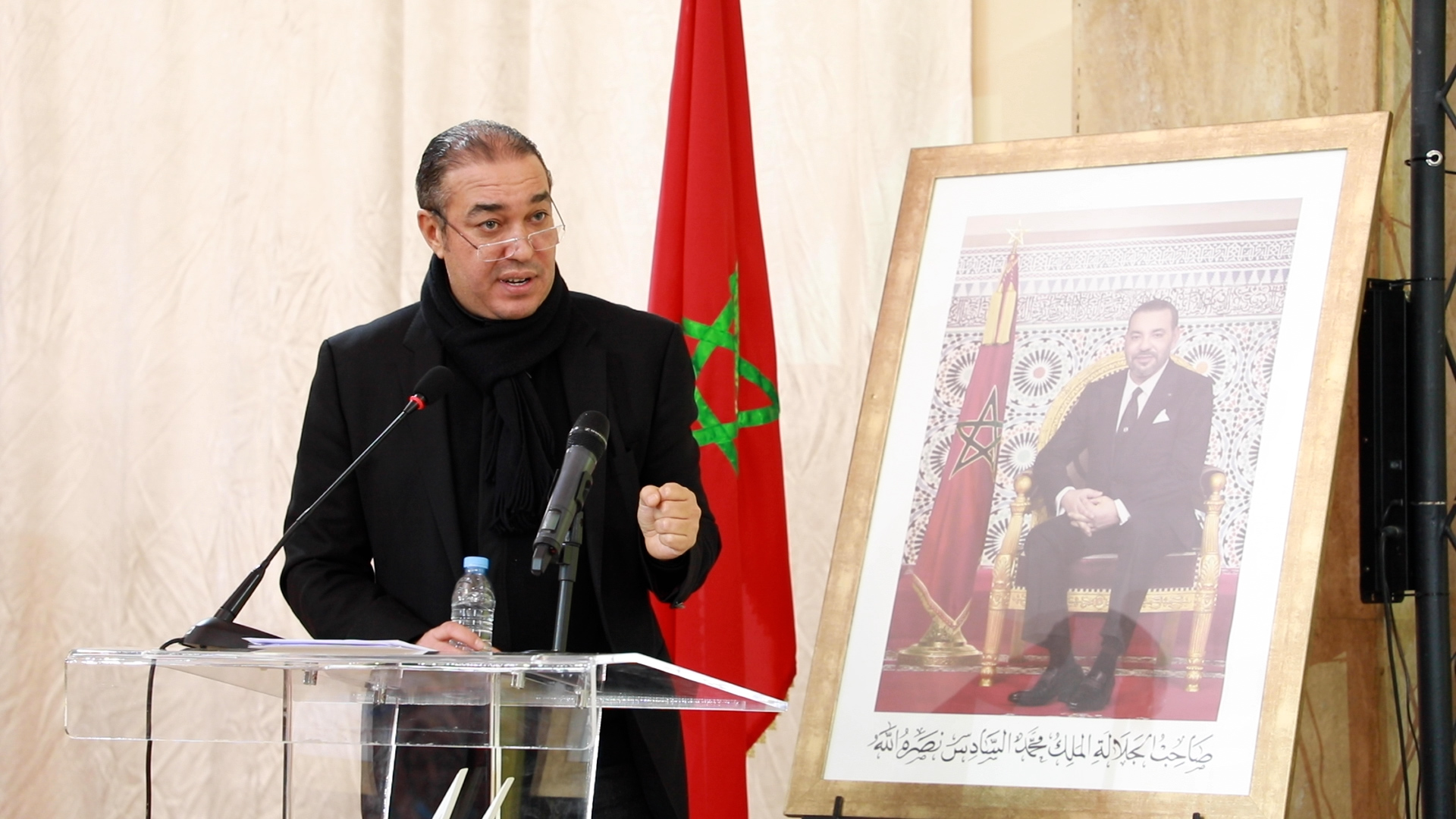أوزين: الشعب الجزائري تواق لفتح الحدود البرية والجوية مع المغرب ورئيسة البرلمان الإنديني كانت “مسخرة” فقط